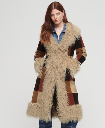 Manteau d’hiver 'Afghan' Superdry en marron : devant