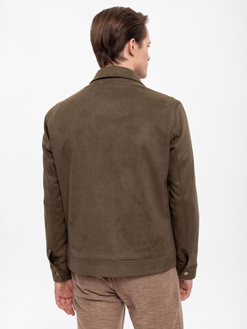 Antioch Between-Season Jacket in Brown