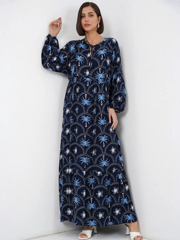 Bigdart Dress in Blue: front