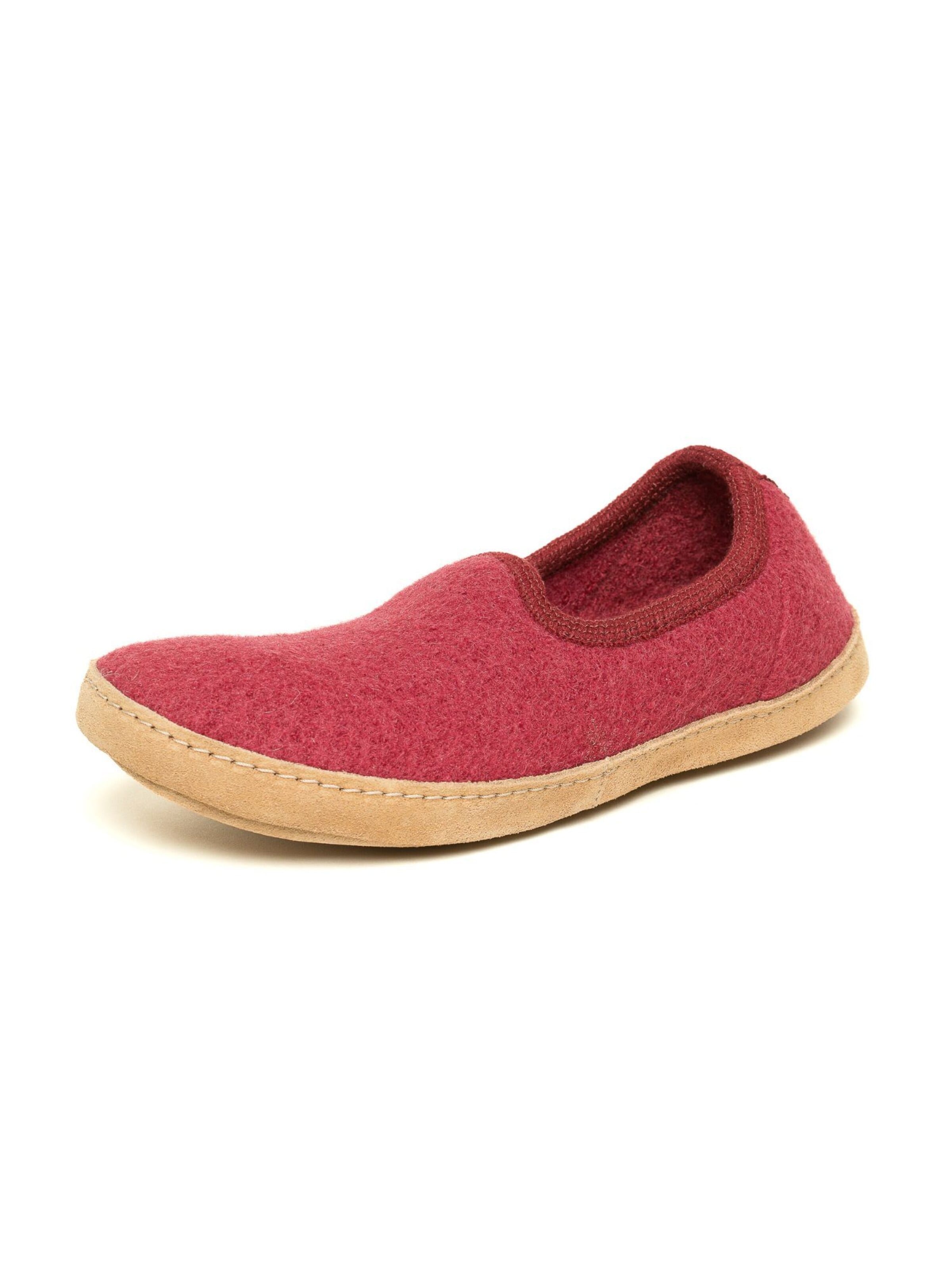 Gottstein Slippers 'Walkpantoffel Cheyenne' in Red: front