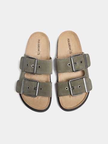 Pull&Bear Slippers in Grey