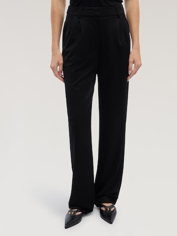 Trussardi - Pierna ancha Pantalón en negro: frente