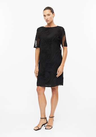 s.Oliver Kleid in Schwarz: Vorderseite