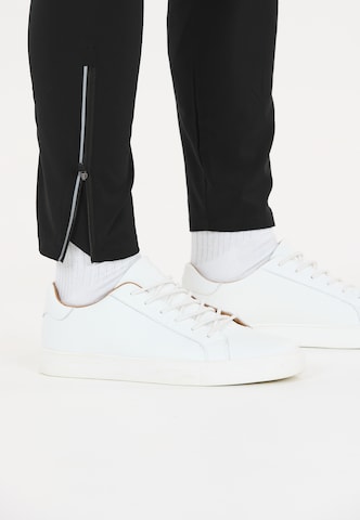 Virtus Tapered Workout Pants 'Michi' in Black