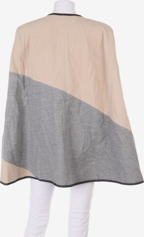 Asos Cape M in Grau