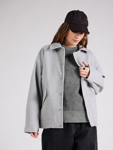 TOPSHOP Jacke in Grau: predná strana