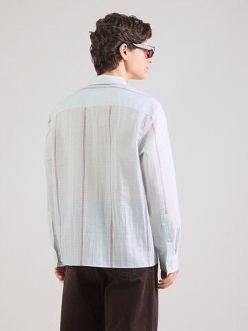 Calvin Klein - Ajuste confortable Camisa en azul: atrás