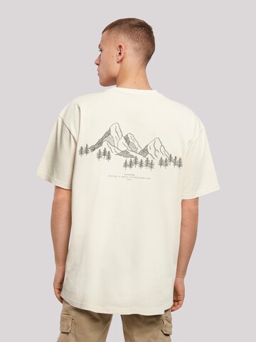 T-Shirt 'Mountain Berge Urlaub Winter Schnee Ski' F4NT4STIC en beige