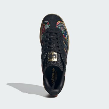 Sneaker bassa 'Gazelle Bold x Liberty London' di ADIDAS ORIGINALS in nero