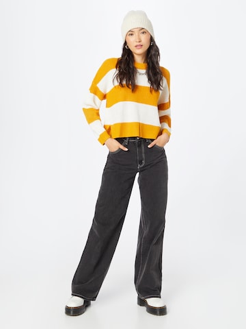 ABOUT YOU - Pullover 'Thassia' em amarelo