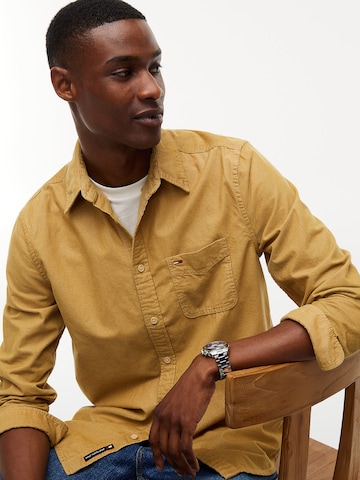 Coupe regular Chemise Tommy Jeans en beige