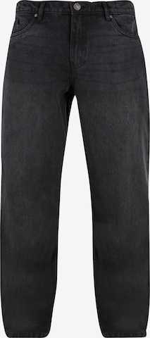 Urban Classics Regular Jeans in Black: front