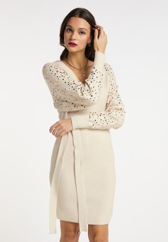 faina Knitted dress in Beige: front