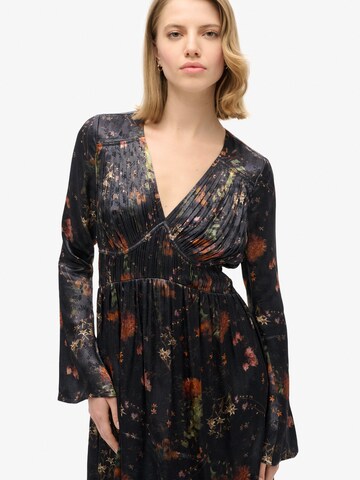 Superdry Kleid in Schwarz