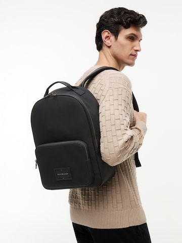 TOMMY HILFIGER Rugzak 'FOUNDATION' in Zwart