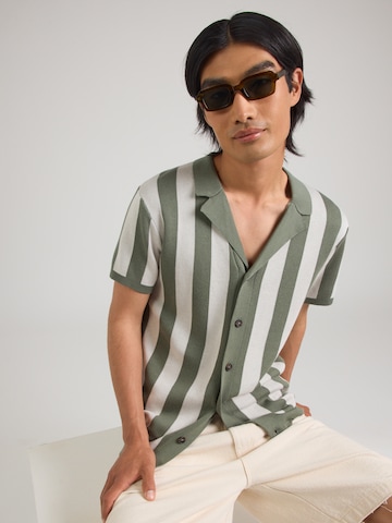 Coupe regular Chemise 'Romeo' Bruun & Stengade en vert : devant