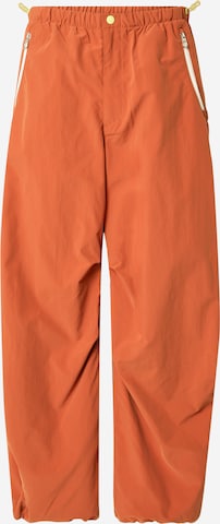 Pantalon Nike Sportswear en orange : devant
