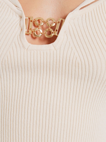 Bershka Sweater in Beige