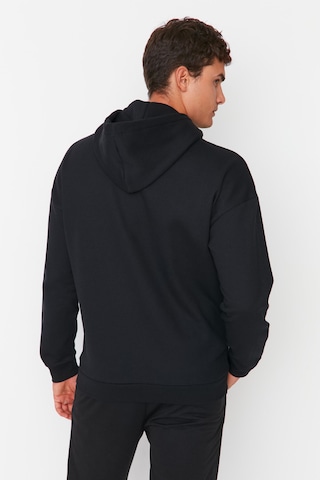 Trendyol Sweatshirt in Black