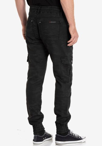 CIPO & BAXX Tapered Cargo Jeans in Black