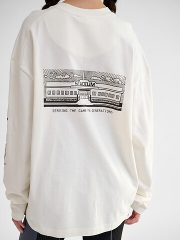 Hummel Shirt in Wit