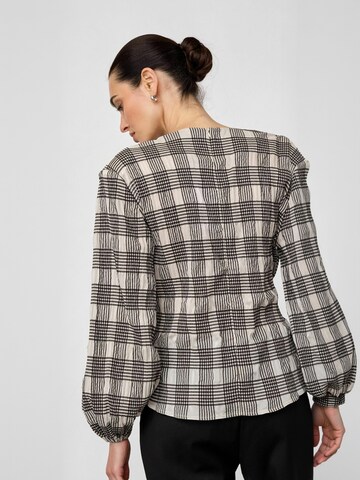 T-shirt ' ChandlerCC ' co'couture en beige : devant