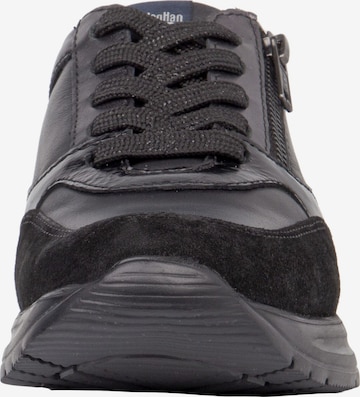 Callaghan Sneakers in Black