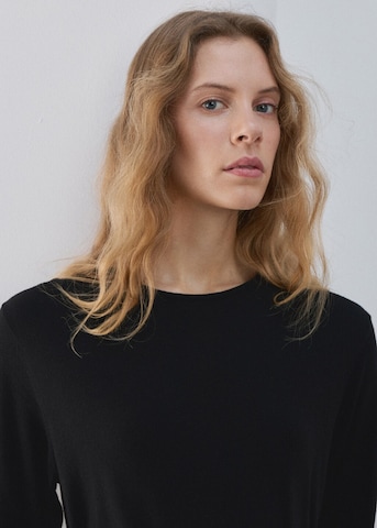 MANGO Strikkjole 'Sza' i sort