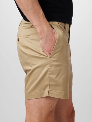 Banana Republic Regular Shorts in Beige