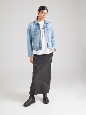 T-shirt oversize 'BRACY' Pegador en blanc