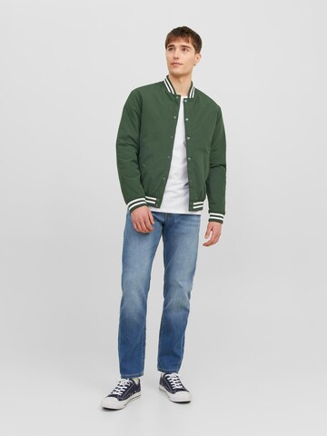 žalia JACK & JONES Demisezoninė striukė 'Warrior'