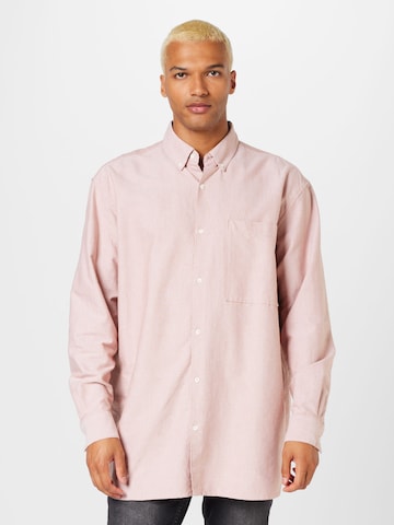 Regular fit Camicia di TOPMAN in rosa: frontale