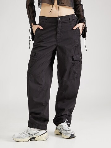 Summum Tapered Cargo trousers in Black: front