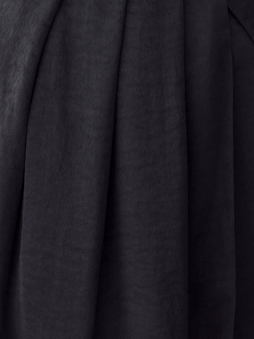Rochie 'Terrie' de la Willa pe negru