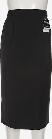 Bexleys Skirt in XXXL in Black: front