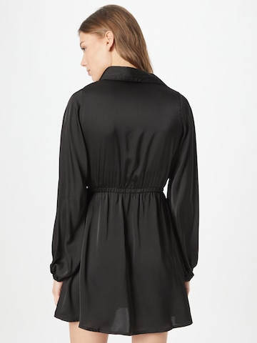 Abito camicia 'JAC JOSSA' di In The Style in nero