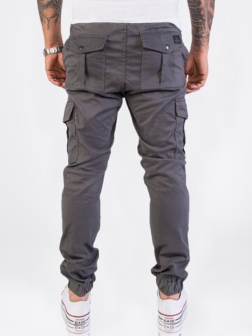 Rock Creek Tapered Cargo Pants in Grey