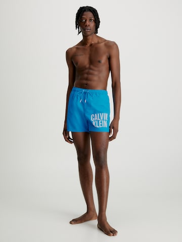 Calvin Klein Swimwear Badshorts 'Intense Power' i blå