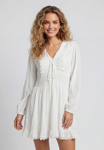 Robe IZIA en blanc : devant