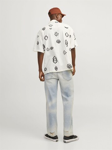 Coupe regular Chemise 'JORNoto' JACK & JONES en blanc