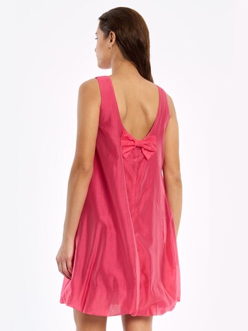 Ana Alcazar Kleid 'Wakosa' in Pink