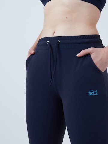 SPORTKIND - regular Pantalón deportivo 'Slim Long Training Pants' en azul