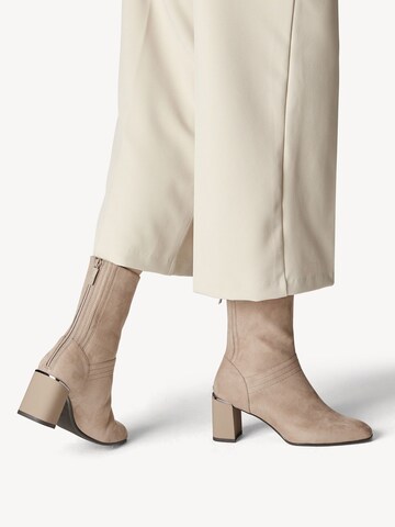 Bottines Tamaris en marron : devant