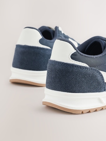 Next Sneakers in Blauw
