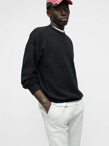 Regular Pantalon 'ESSENTIAL' Abercrombie & Fitch en gris