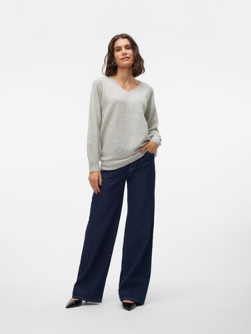VERO MODA Свитер 'VMLeaf' в Серый