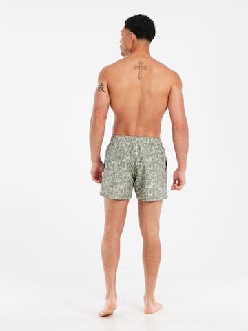 PROTEST Badeshorts 'PRTTifton' in Grün