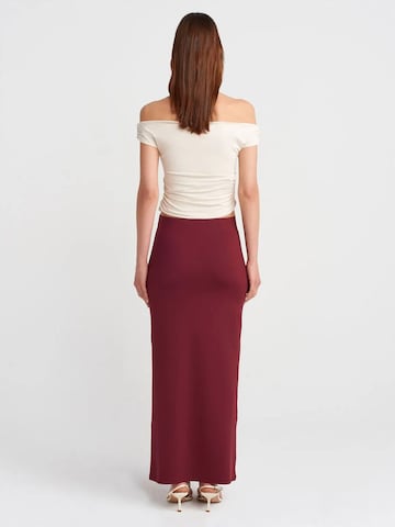 Dilvin Skirt in Red