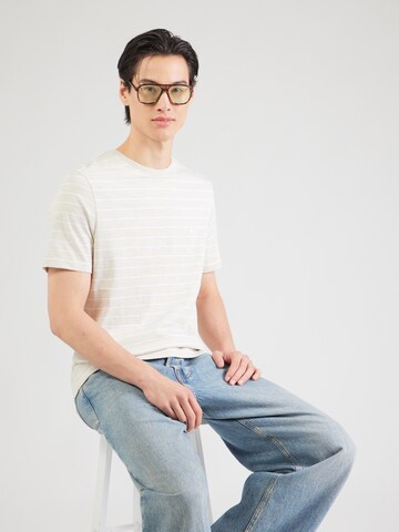 T-Shirt FYNCH-HATTON en gris : devant