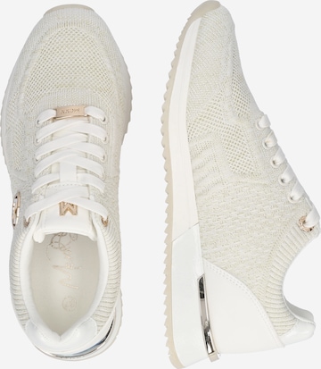 MEXX - Zapatillas deportivas bajas 'Gitte Glitter' en blanco